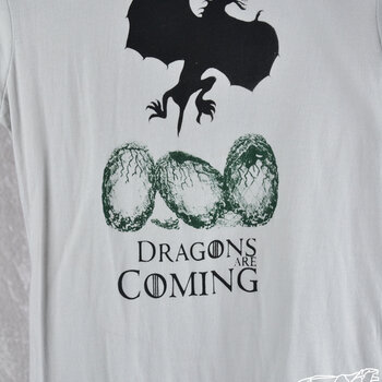 Daenerys' Dragons Are Coming! Game of Thrones Unisex Tee